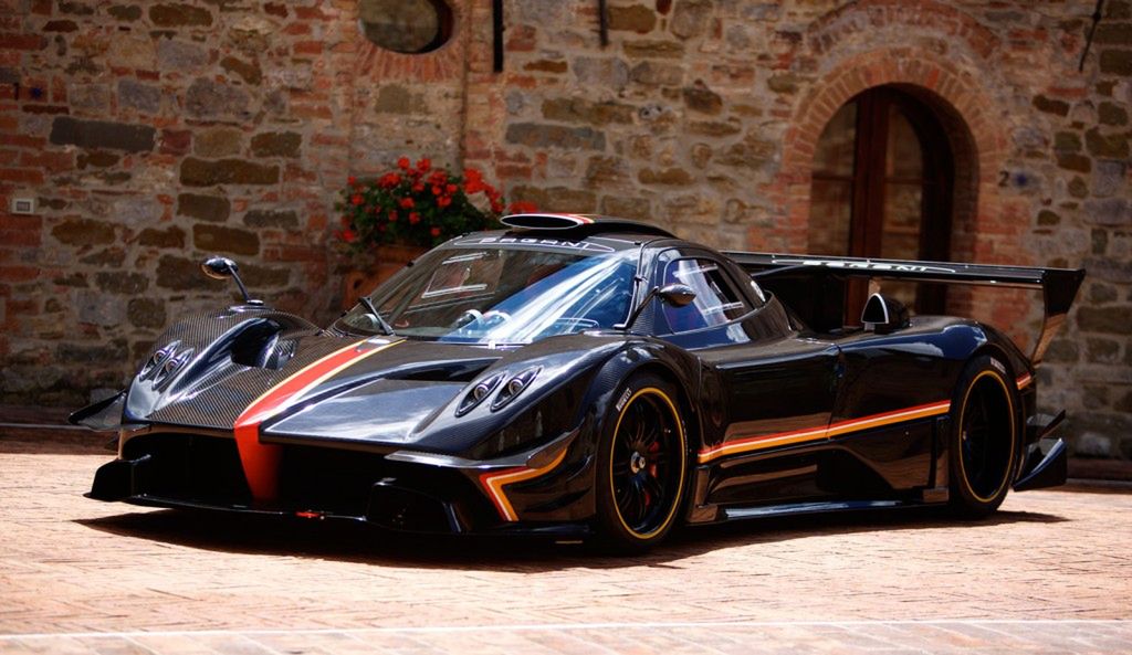 Pagani Zonda Revolucion - ostatnia Zonda na zdjęciach [galeria] 5