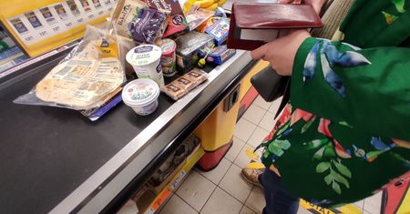 Inflacja przebije 15 proc. Szczyt się przesuwa. Potężny cios w portfele