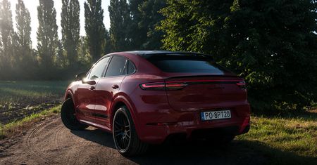 Rozmiar nie ma znaczenia? Powiedz to Porsche, które ma szykować wielkiego SUV-a