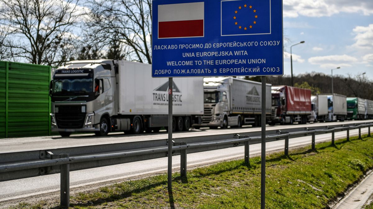 Kiedy w Polsce zostaną otwarte granice?