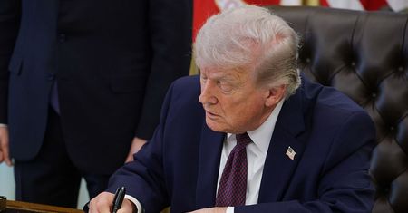 Jest podpis Trumpa. 100-procentowe cła na niektóre leki