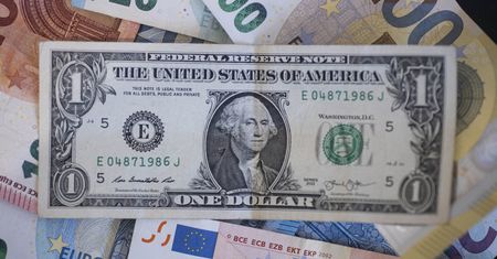 Dolar tanieje. Amerykańska waluta się osłabia