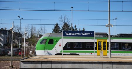 Awaria sieci trakcyjnej na Mazowszu. Problemy z kursowaniem pociągów