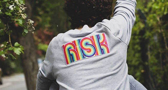 Tęczowa kolekcja i kampania Risk made in Warsaw. Marka wspiera LGBT