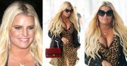 Jessica Simpson i jej ściśnięte piersi spacerują po Nowym Jorku
