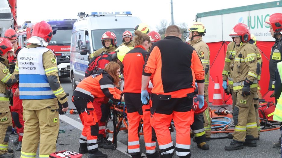 Wypadek na autostradzie A4 pod Wrocławiem. Jedna osoba jest poszkodowana (zdj. ilustracyjne).