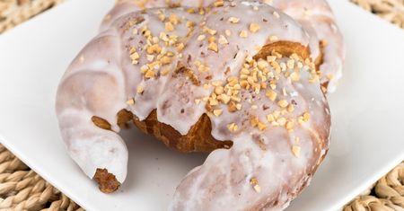 Ile kosztują rogale świętomarcińskie? W sklepach kuszące oferty