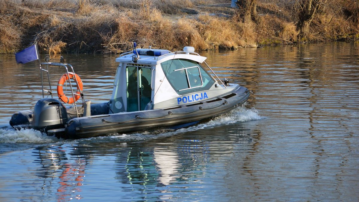 Libacja w Warszawie. Nietypowa interwencja. Zdjęcie ilustracyjne. 