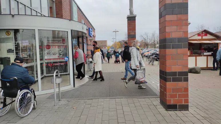 Sklepy niemieckie są często odwiedzane przez Polaków mieszkających przy granicy