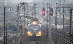 Wszedł na teren elektrowozowni w Gdyni. Fotografował pociągi