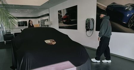 Książulo spełnił marzenie. Odebrał je w salonie Porsche