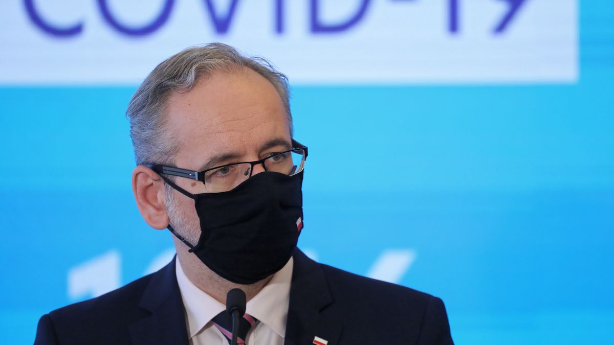 Minister Zdrowia Adam Niedzielski zapowiada kolejne restrykcje