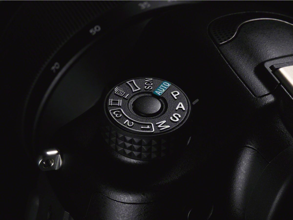 Sony SLT-A99 - pełna klatka z półprzezroczystym lustrem 7