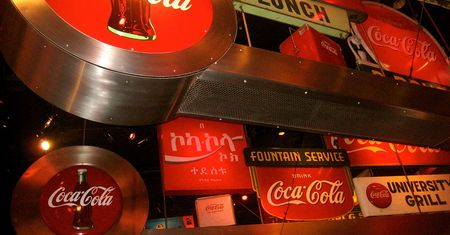 Brak dwutlenku węgla na rynku. Coca-Cola mówi o "poważnych skutkach"
