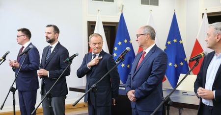 Zmiana na ostatniej prostej w umowie. "Unieważnienie wyroku TK"