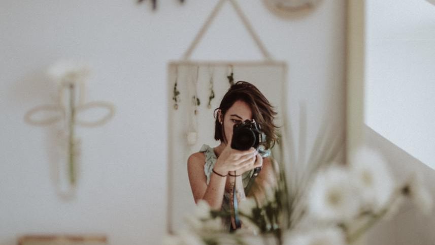 Selfie to popularny rodzaj zdjęć, które możemy zrobić sobie sami