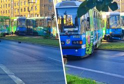 Fatalny wypadek we Wrocławiu. Wagon tramwajowy wyleciał na jezdnię