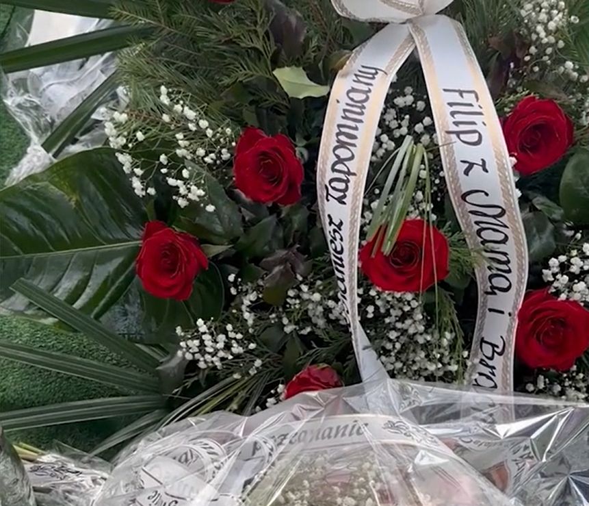 Wiązanka od syna Tomasza Komendy 