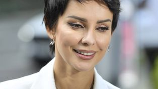 Wkroczyła na ściankę w dresach. Włożyła do nich prześwitującą bluzkę