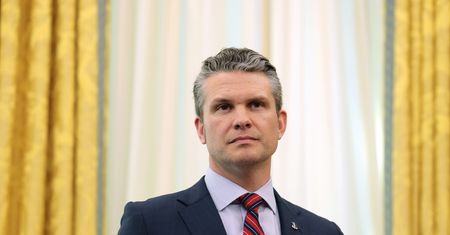 Spotkanie grupy Ramstein bez szefa Pentagonu. Nieobecność to jasny sygnał