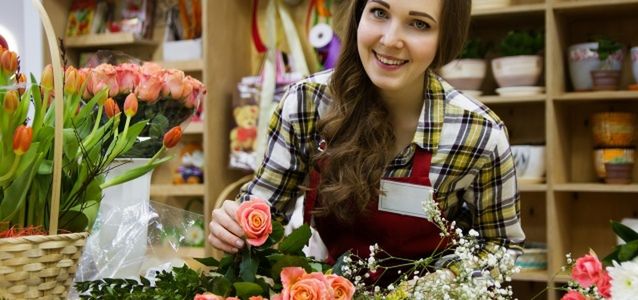 Nie tylko kwiaciarnia! Gdzie może pracować florysta?