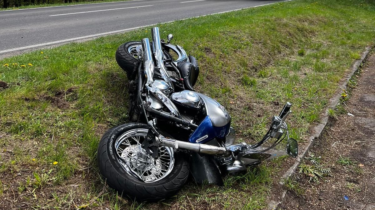 Motocykl zderzył się z osobowym bmw
