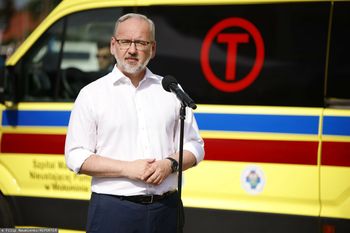 Pobicie byłego ministra zdrowia. Prokuratorskie śledztwo na ukończeniu