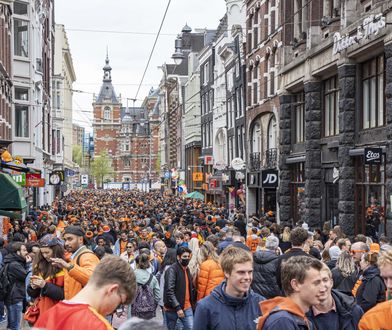 Masowa turystyka to plaga. Najpopularniejsze miasta próbują do siebie zniechęcić