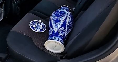 Pokazał co miał w aucie. "Malowanie jest cudne"