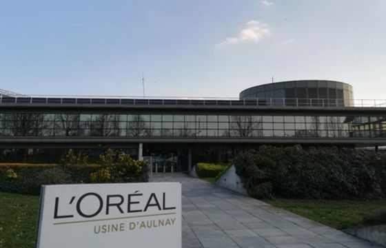 L'Oreal rezygnuje ze słowa „wybielanie” na kosmetykach do skóry. Zapowiedział to też Unilever