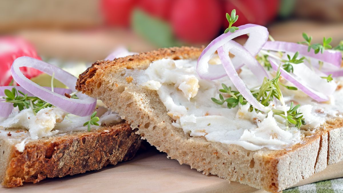 Smalec z opieńkami zachwyca smakiem - Pyszności