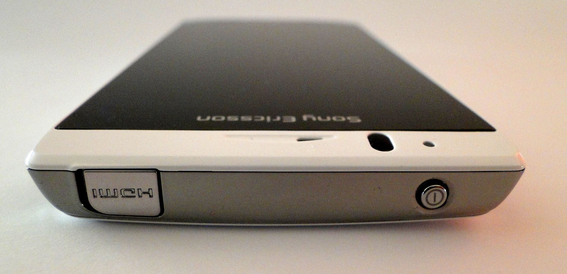 Sony Ericsson Xperia arc S - podrasowana piękność [test] 4