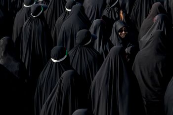 Chwytają się brzytwy. Tak ukrywają się członkowie irańskiego reżimu