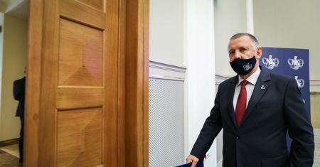 Zawiadomienie do prokuratury na prezesa Jarosława Kaczyńskiego. Złożył je Marian Banaś