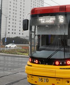 Wypadek na nowej linii tramwajowej w Warszawie do Wilanowa