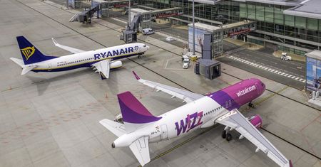 Wakacyjny paraliż na lotniskach. Opóźnienia i odwołane loty w wakacje