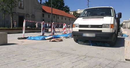 Zniszczone fontanny na placu Litewskim. Miasto przystępuje do ich naprawy