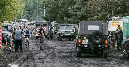Zlot pasjonatów pojazdów militarnych "Pilskie Manewry"