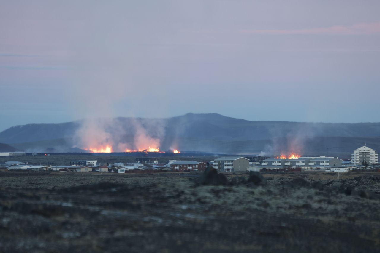 Volcano eruption near Grindavík: Lava reaches town, passengers capture fiery spectacle from plane