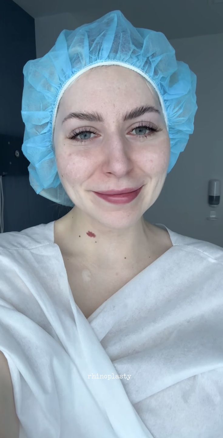 Julia von dokumentuje przygotowania do zabiegów 