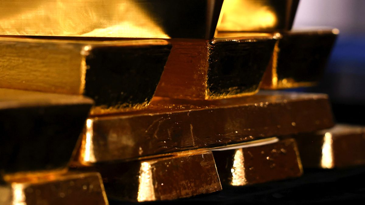 Gold bars at the Italpreziosi SpA precious metals refinery plant arranged in Arezzo, Italy, on Tuesday, May 6, 2025. Gold fell, snapping a two-day advance, as signs of progress on US-China trade talks curbed demand for havens even as military hostilities between India and Pakistan escalated. Photographer: Alessia Pierdomenico/Bloomberg via Getty Images