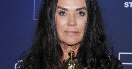 Ewa Krawczyk oskarża. "Nie dali mi godnie przeżyć żałoby"