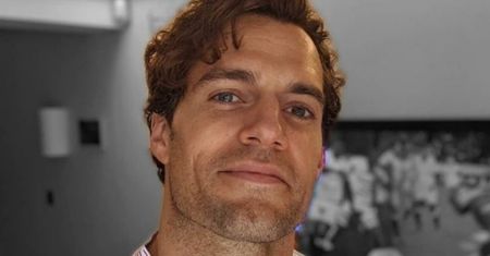 Henry Cavill pochwalił się NOWĄ UKOCHANĄ (ZDJĘCIA)