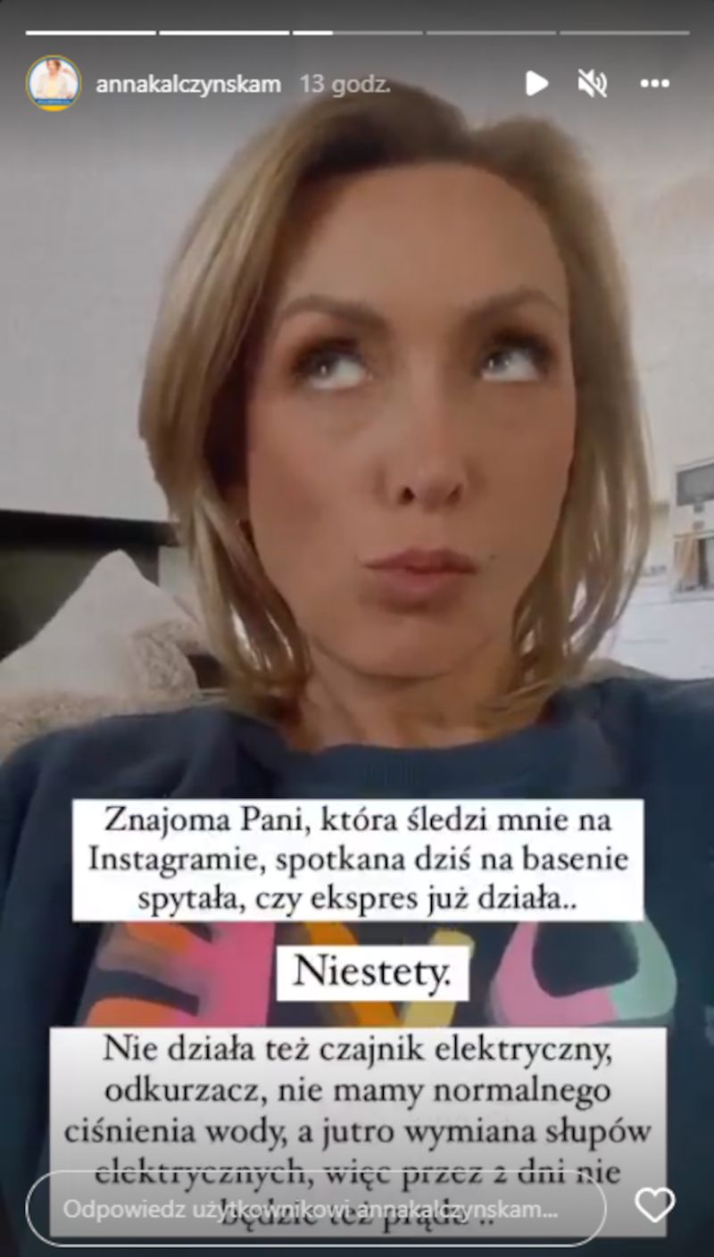 Anna Kalczyńska rozprawia o inflacji i chwali się "luksusowymi" sandałkami... Wyszło zabawnie? 
