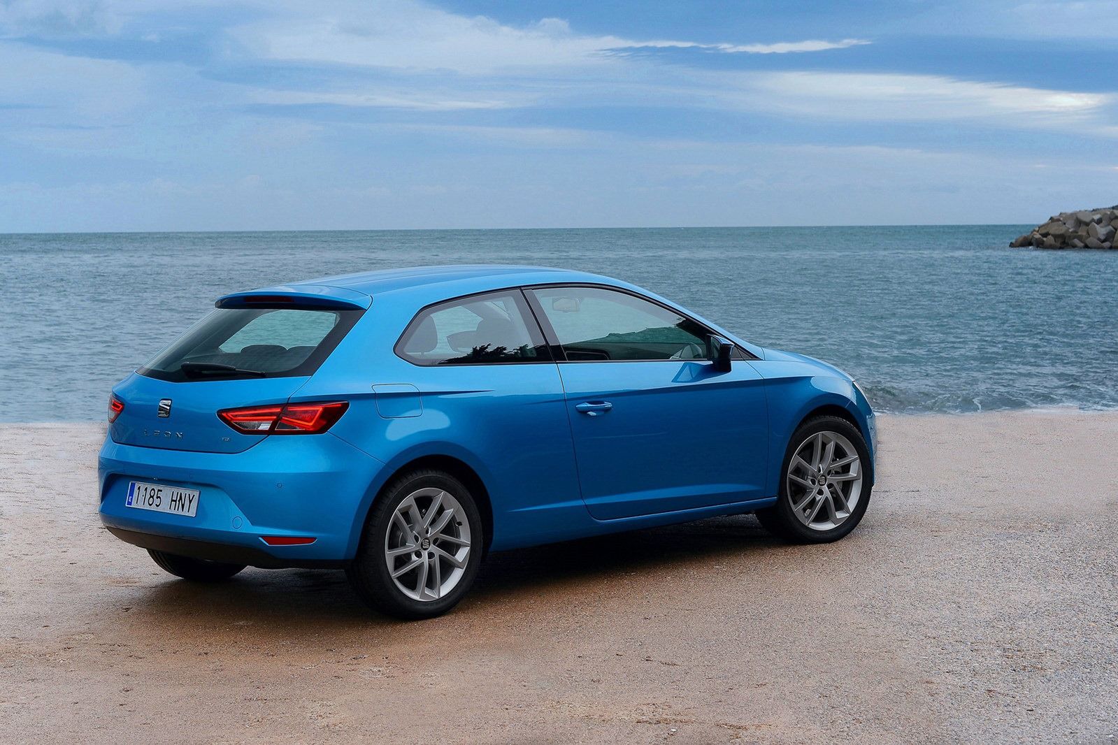 Seat Leon SC na nowych zdjęciach producenta [galeria] 22