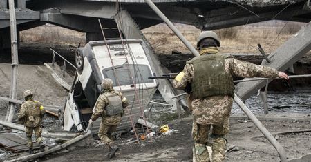 Oszacowali zniszczenia wojenne. Gigantyczne straty w infrastrukturze