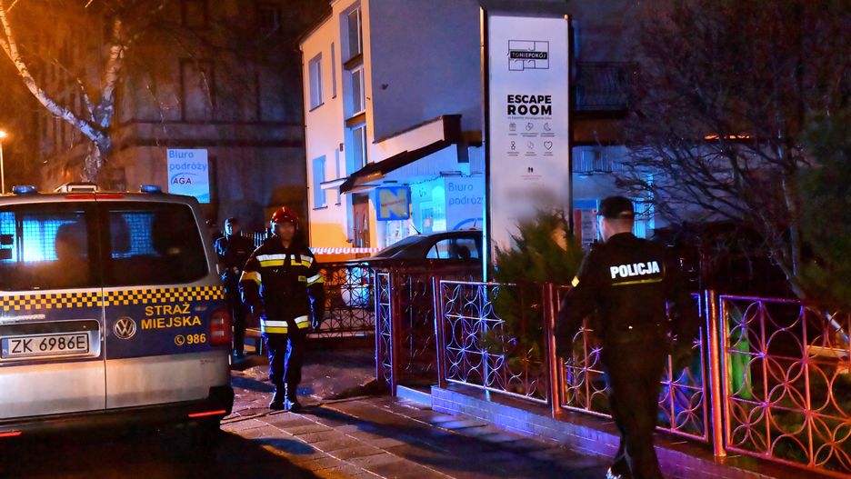miejsce po�aru
Marcin Bielecki
akcja, budynek mieszkalny, budynku mieszkalnym, escape room, gaszenia, koszalin  koszalinie, ogie�, policja  stra� miejska, po�ar