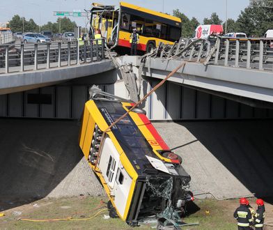 Wypadek autobusu w Warszawie: Sąd rozpatrzy dziś wniosek o areszt dla kierowcy