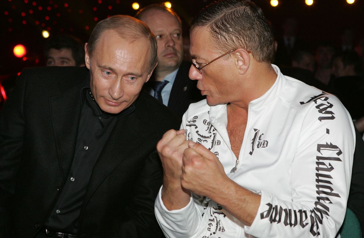 Władimir Putin i Jean-Claude Van Damme podczas gali sambo 