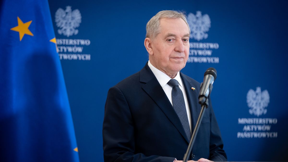 Polish Minister of Agriculture Henryk Kowalczyk during a joint press conference with Minister for State Assets on state-owned Food Holding Company in Warsaw, Poland on March 29, 2022 (Photo by Mateusz Wlodarczyk/NurPhoto via Getty Images)